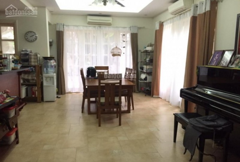 Bán biệt thự Dãy C4 Ciputra, 198 m2, Giá 24 tỷ 3