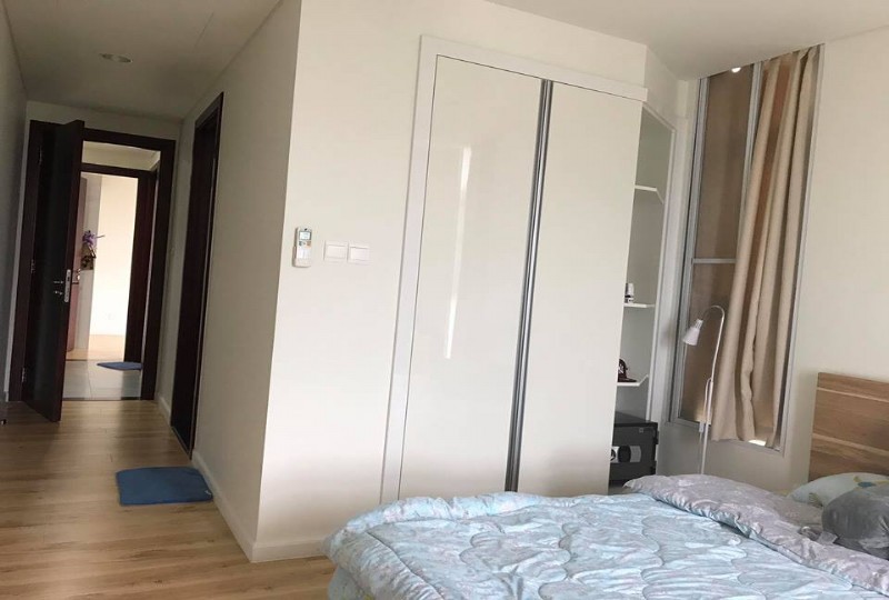 Bán căn hộ 2 ngủ quận Tây Hồ, Hà Nội- Tòa Watermark -395 Lạc Long quân 13