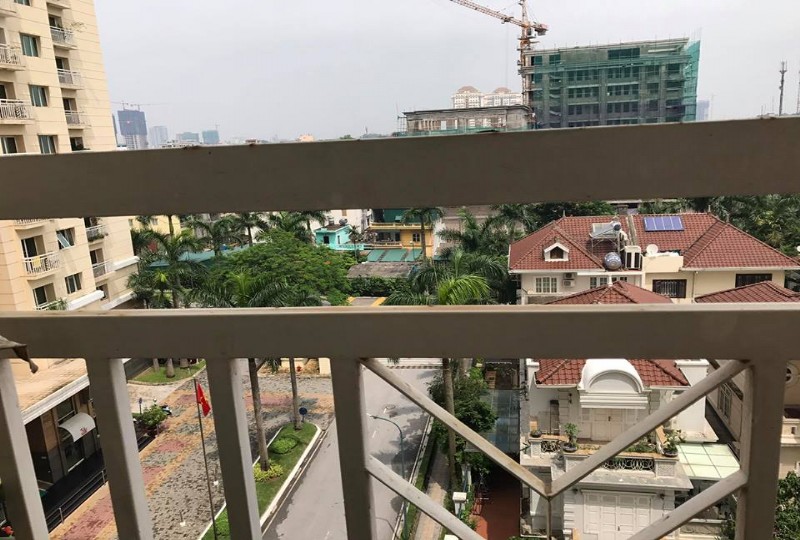 Bán căn hộ G03 Ciputra, Ban công Tây Bắc, Cửa chính hướng Đông Nam 12