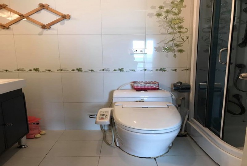 Bán căn hộ G03 Ciputra, Ban công Tây Bắc, Cửa chính hướng Đông Nam 13