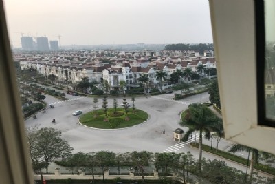 Bán căn hộ ban công Đông Nam tòa E 4 Ciputra giá tốt 8.3 tỷ. Liên hệ Ms Thư 0989 589 359