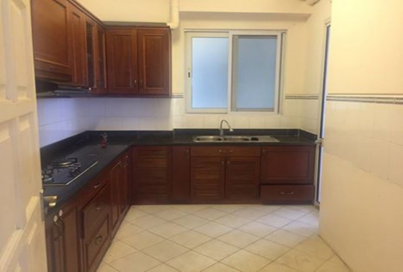 Bán căn hộ Tòa E1 Ciputra 153 m2 - 4 phòng ngủ- 6 ban công 10