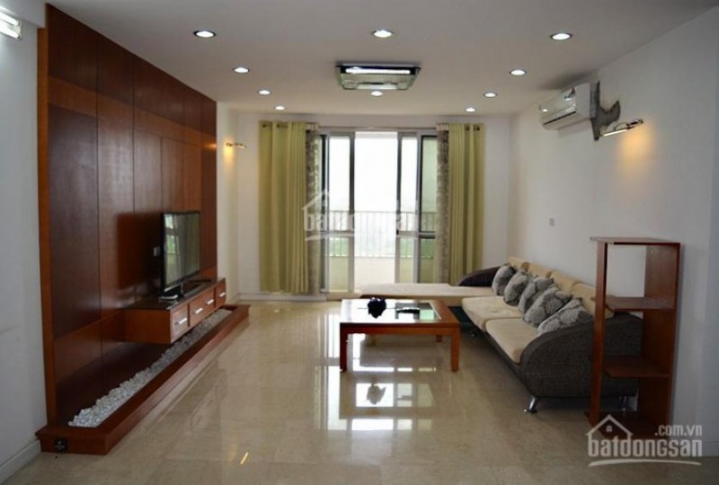 Bán căn hộ View toàn bộ sân Golf 4 ngủ, 6