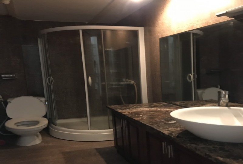 Bán nhà riêng 4 tầng ngõ 31 Xuân Diệu, Hà Nội 1