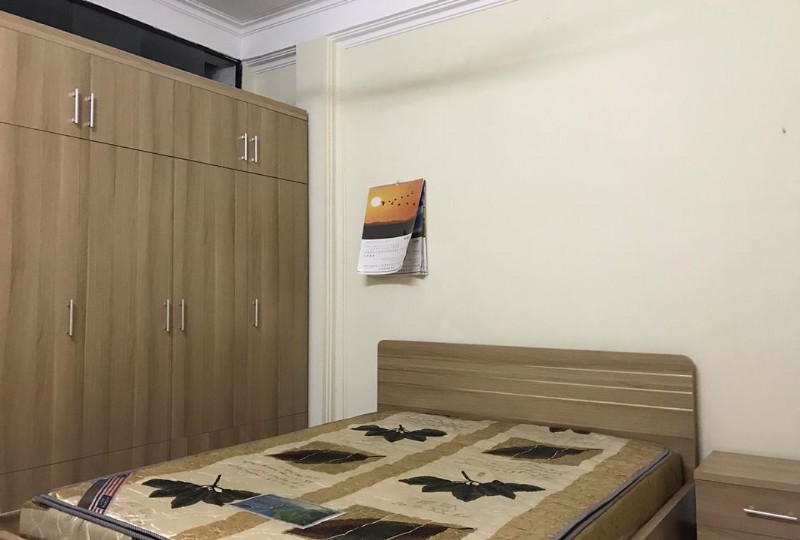 Bán nhà riêng bên trong đê Âu Cơ, Giá 5.8 tỷ -76 m hướng Đông NAm 5