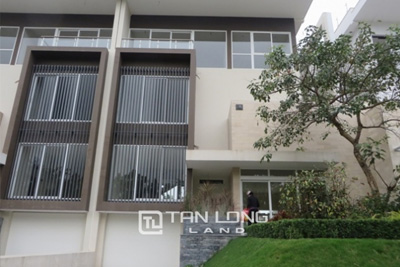 Cần cho thuê gấp biệt thự  Q Ciputra, Hà Nội.450m2, 6 phòng ngủ