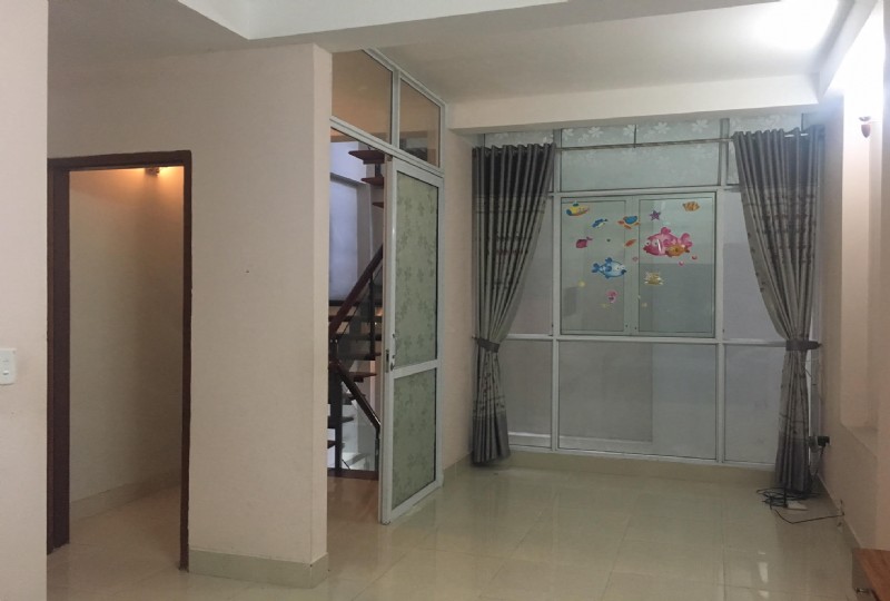 Cho thuê nhà Riêng 4 tầng Đặng Thai Mai, Hà Nội 3