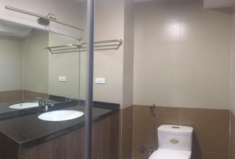 Cho thuê Tòa nhà căn hộ mặt đường Tô Ngọc Vân, view hồ tây 4