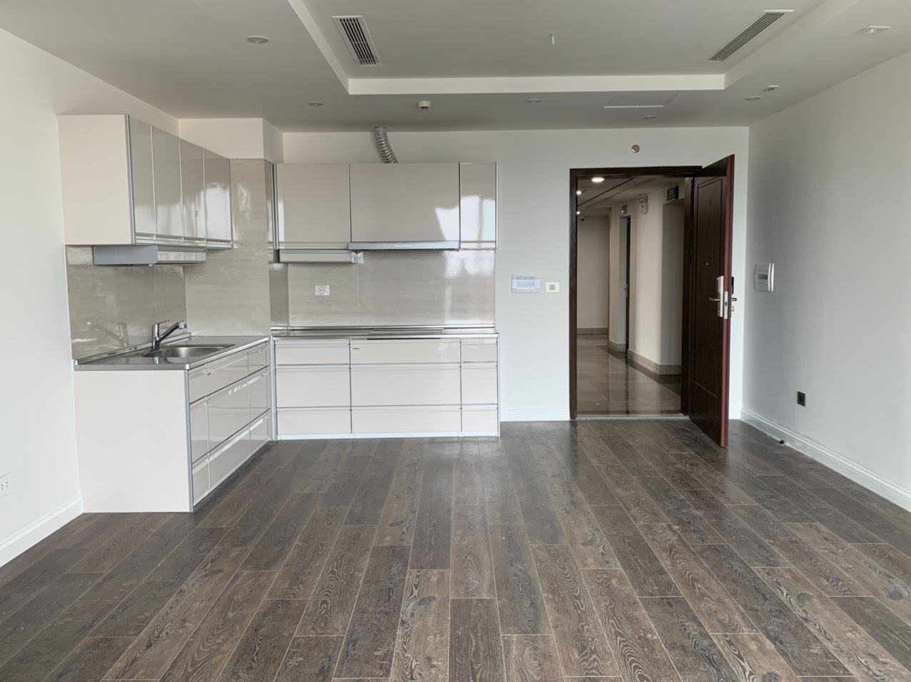 CHUNG CƯ HDI TOWER 55 LÊ ĐẠI HÀNH 4